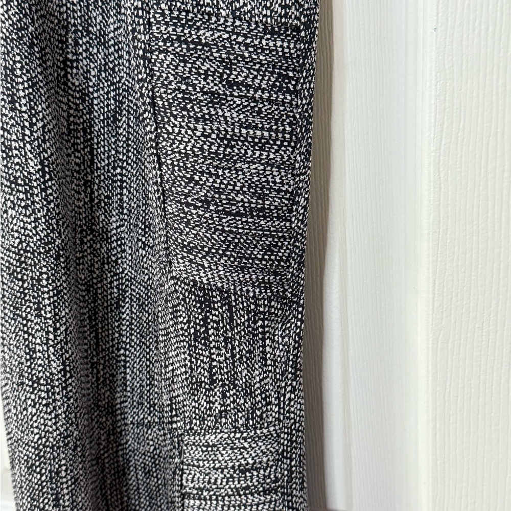 Athleta Delancy Motto Chic Gray Patterned Leggings - image 2